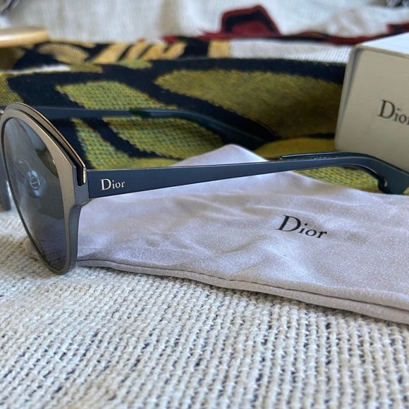 DIOR SUNGLASSES - Picture 6 of 9